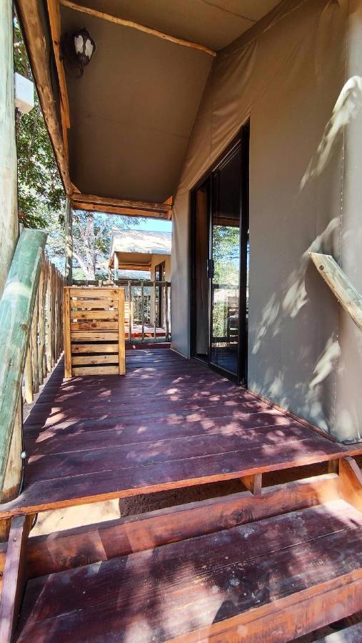 Elephant Trail Guesthouse And Backpackers Kasane Ngoại thất bức ảnh