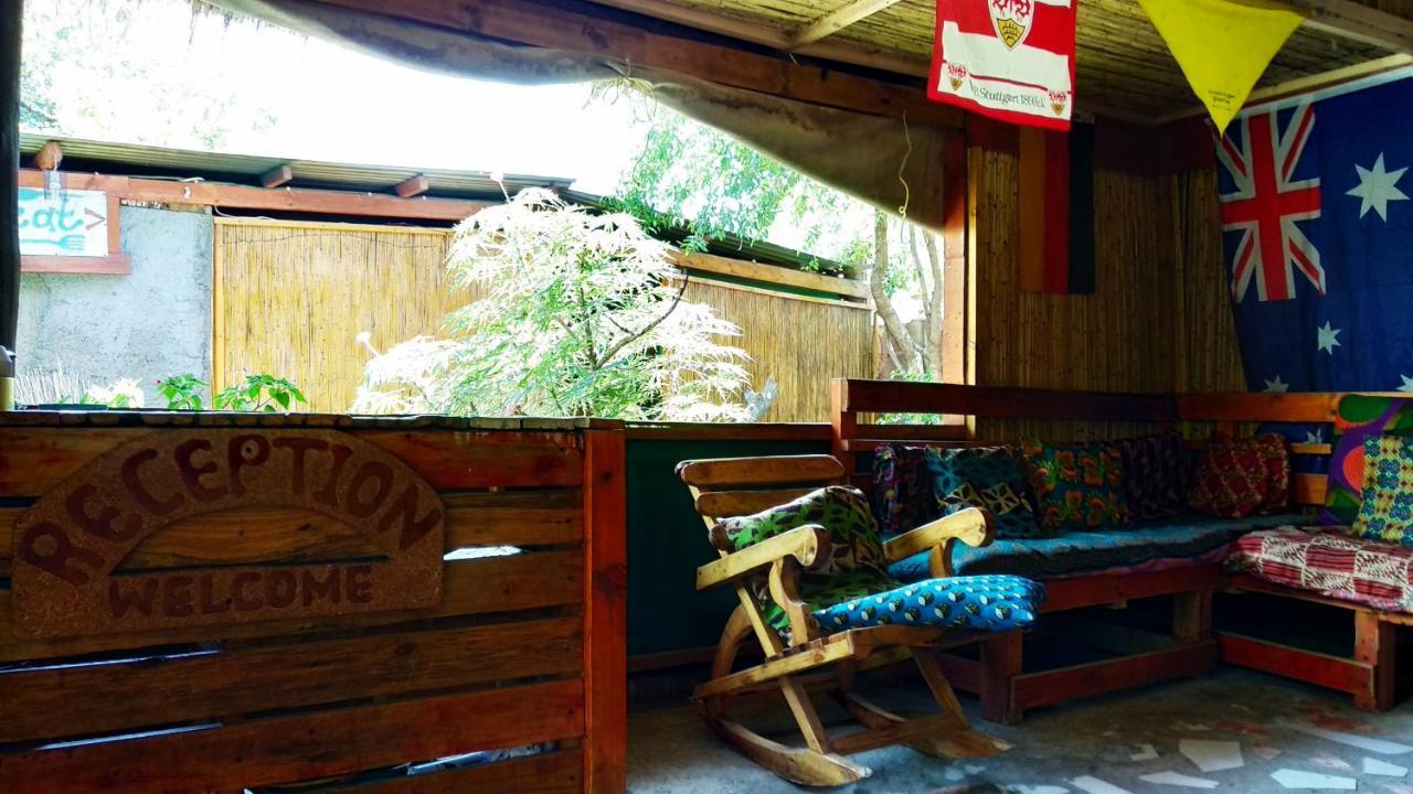 Elephant Trail Guesthouse And Backpackers Kasane Ngoại thất bức ảnh